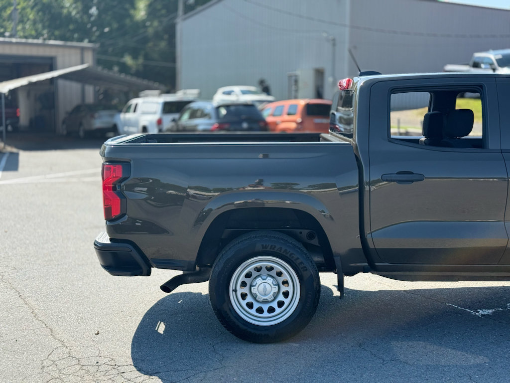 Used 2023 Chevrolet Colorado W/T RWD image 9