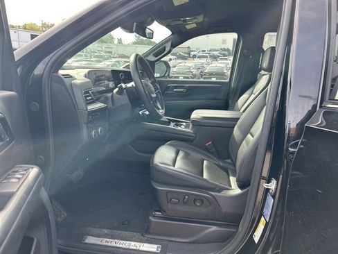 Used 2025 Chevrolet Tahoe Z71 AWD/4WD image 6