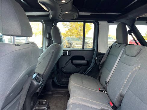 Used 2024 Jeep Wrangler Unlimited Sport AWD/4WD image 25