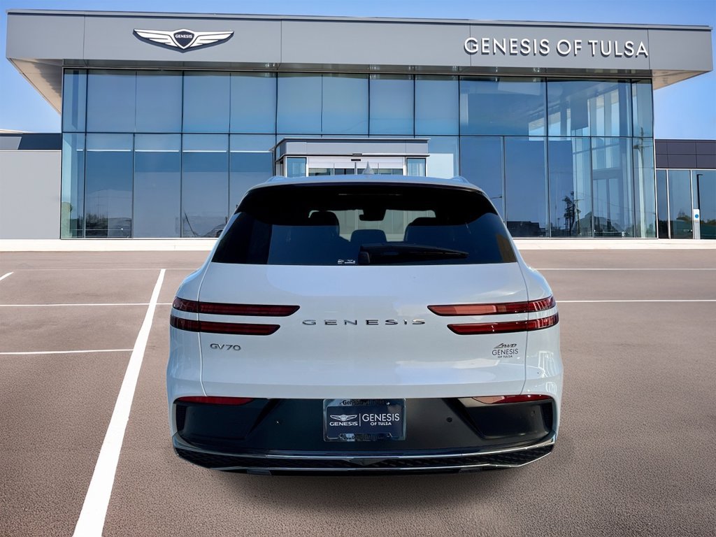 Used 2026 Genesis GV70 2.5T Advanced AWD/4WD image 7