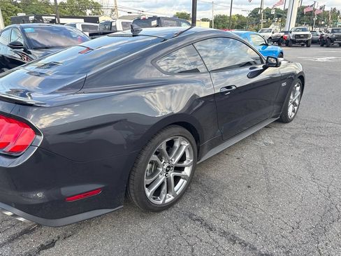 Used 2022 Ford Mustang GT Premium w/ Equipment Group 401A RWD image 5