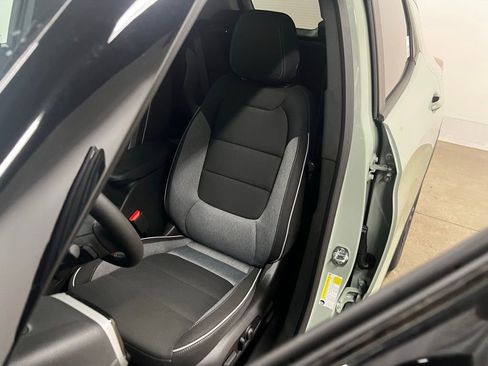 New 2026 Chevrolet TrailBlazer LT w/ Convenience Package FWD image 28