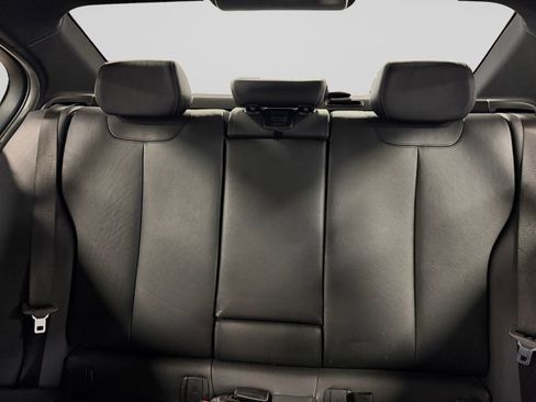Used 2017 BMW 330i Sedan RWD image 22