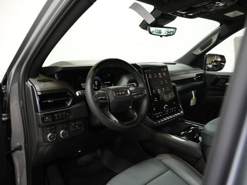 New 2026 GMC Yukon XL AT4 w/ AT4 Premium Plus Package AWD/4WD image 35