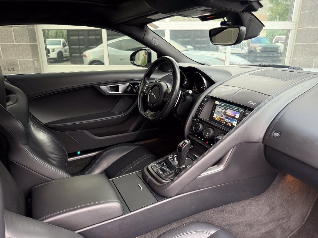 Used 2016 Jaguar F-TYPE R AWD/4WD image 32