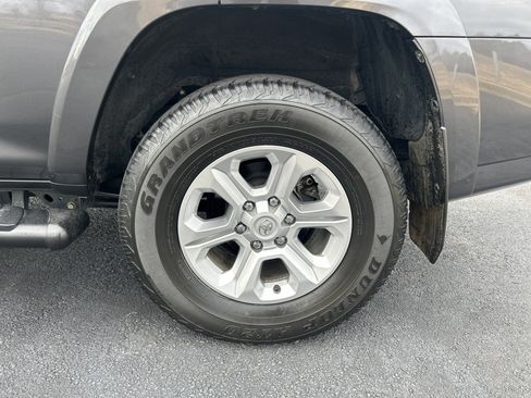 Used 2022 Toyota 4Runner SR5 Premium image 35