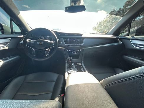Used 2024 Cadillac XT5 Luxury image 10
