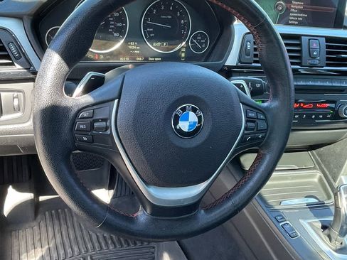 Used 2013 BMW 328i xDrive Sedan AWD/4WD image 22