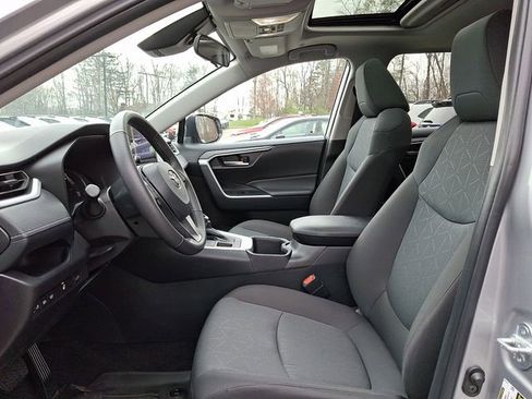 Used 2024 Toyota RAV4 XLE w/ Convenience Package image 13