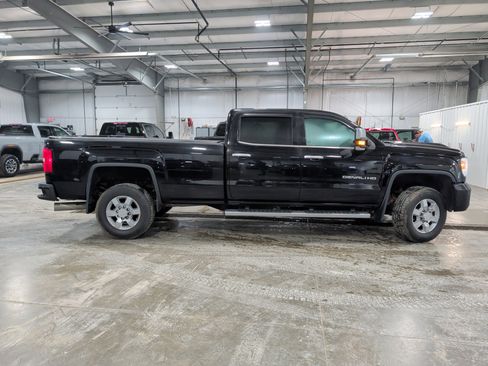 Used 2016 GMC Sierra 3500 Denali w/ Driver Alert Package image 2