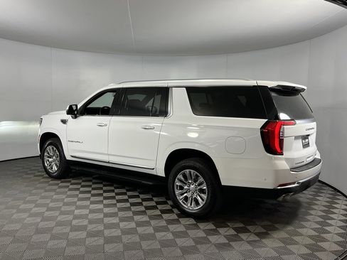 Used 2025 GMC Yukon XL Denali image 8