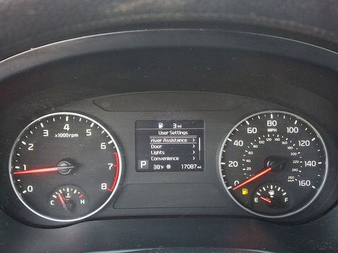 Certified 2023 Kia Seltos LX image 20