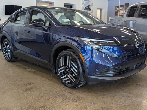 New 2026 Nissan Leaf SV+ image 2