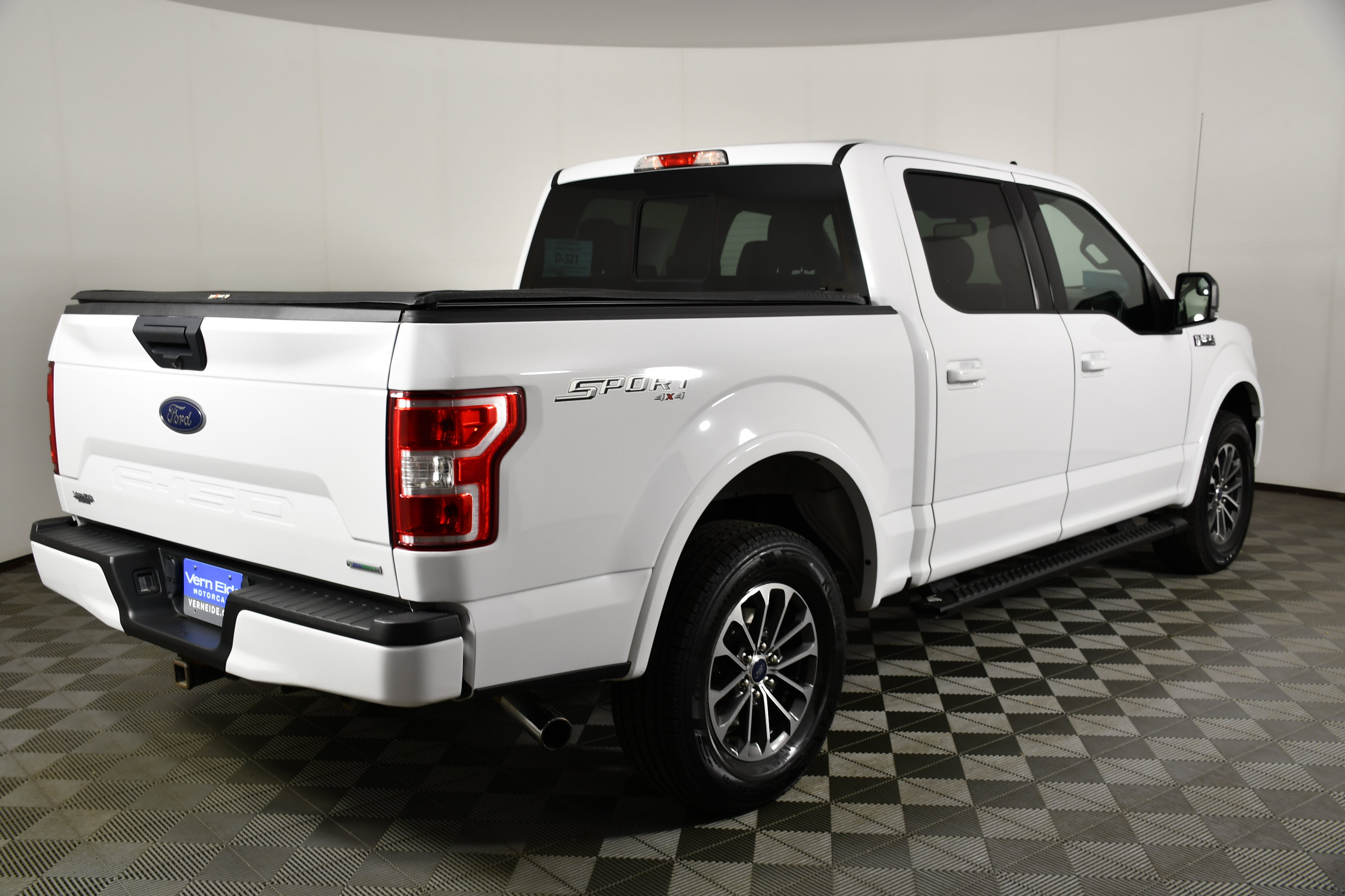 Used 2020 Ford F150 XLT w/ Equipment Group 302A Luxury AWD/4WD image 6