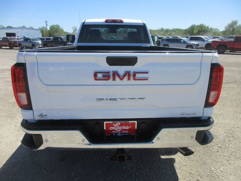 New 2026 GMC Sierra 2500 SLE AWD/4WD image 5