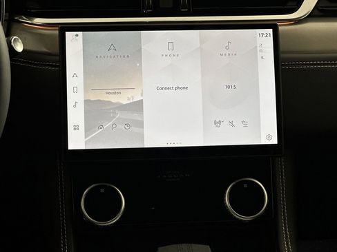 Used 2026 Jaguar F-PACE R-Dynamic S image 20