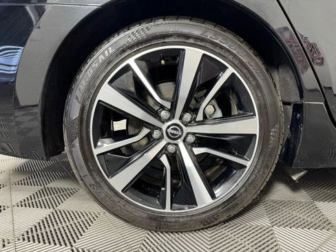 Used 2023 Nissan Maxima SV w/ Floor Mat Group image 14