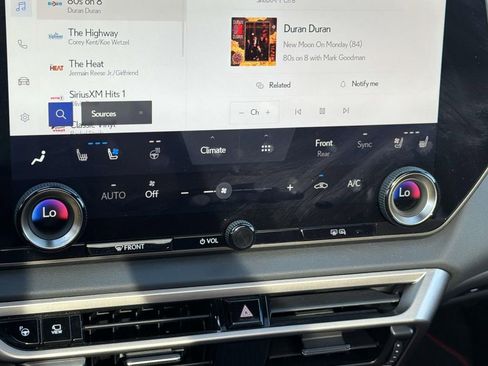 Used 2024 Lexus RX 500h F Sport w/ Convenience Package image 16