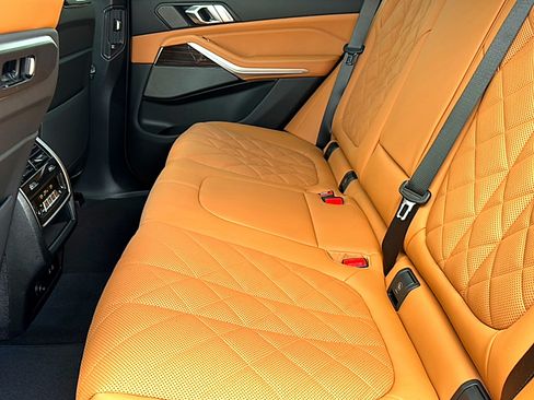 New 2026 BMW X5 sDrive40i w/ Climate Comfort Package RWD image 16