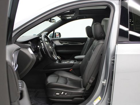 Certified 2024 Cadillac XT6 Sport w/ LPO, Floor Liner Package image 17