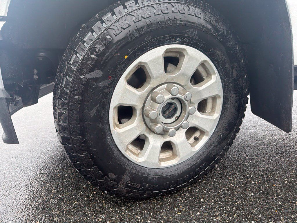 Used 2024 Ford F250 XLT w/ FX4 Off-Road Package AWD/4WD image 5