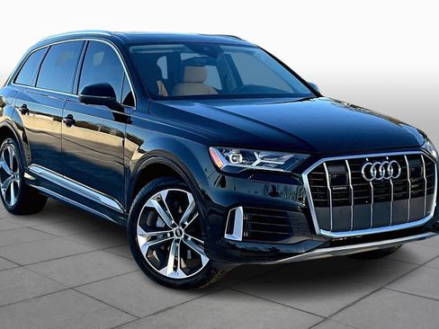 Used 2022 Audi Q7 Premium Plus image 3