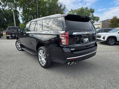 Used 2021 Chevrolet Suburban High Country image 8
