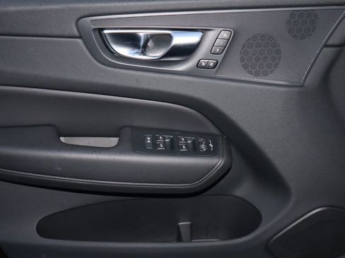 Used 2025 Volvo XC60 B5 Plus w/ Climate Package image 19