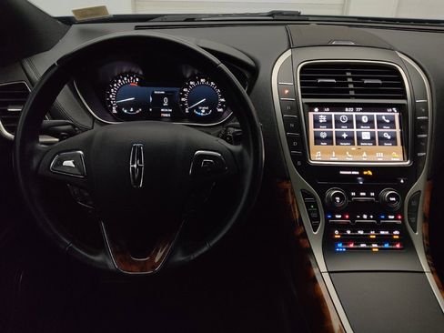 Used 2018 Lincoln MKX Reserve FWD image 22