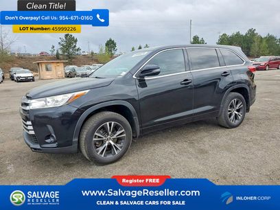 Used 2018 Toyota Highlander LE