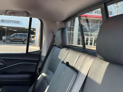 Used 2017 Honda Ridgeline RTL-E image 19