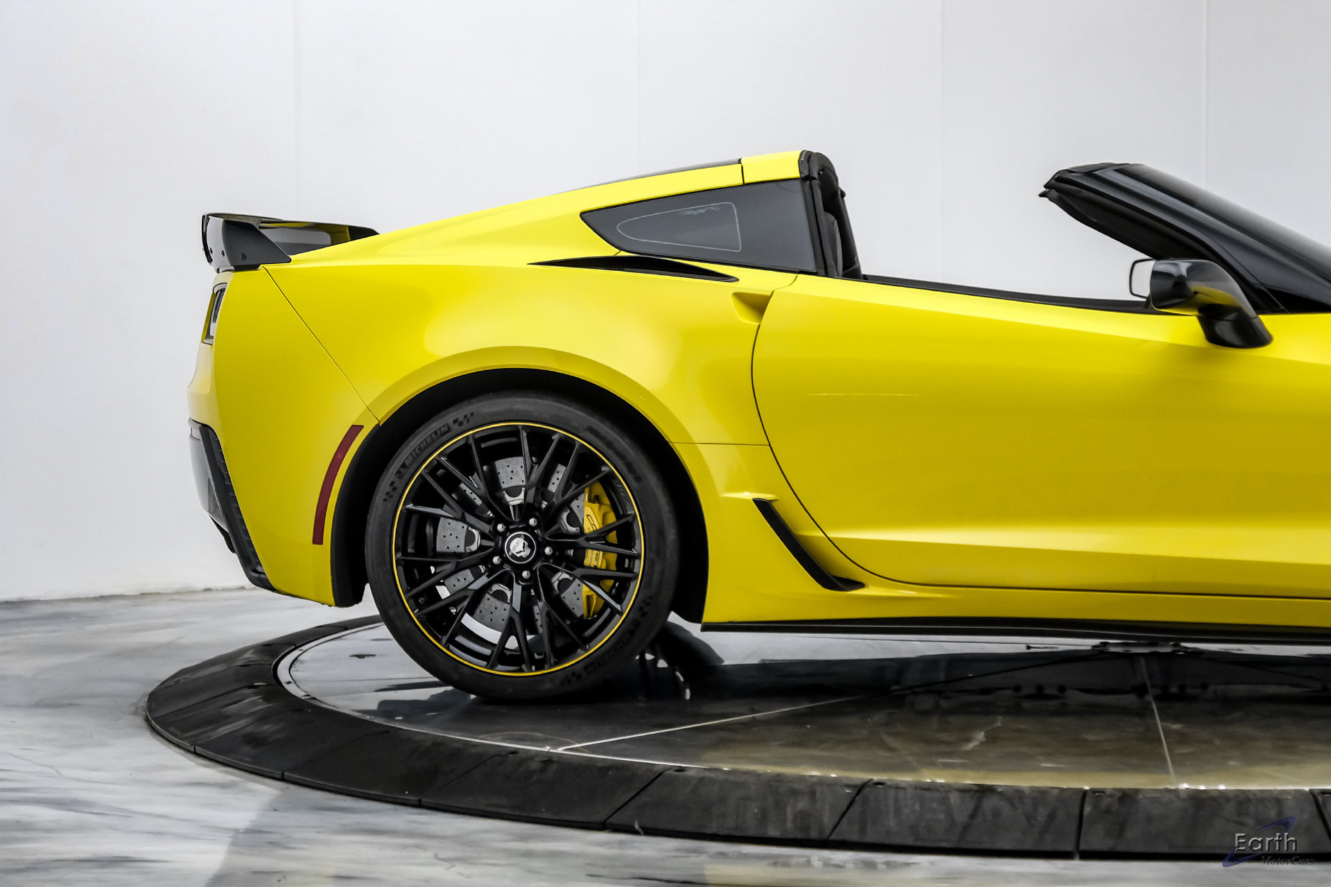 Used 2016 Chevrolet Corvette Z06 w/ C7.r Special Edition RWD image 26