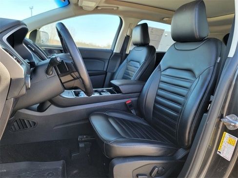 Certified 2020 Ford Edge SEL w/ Convenience Package image 19