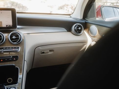 Used 2017 Mercedes-Benz GLC 300 4MATIC Coupe w/ Premium 2 Package image 32