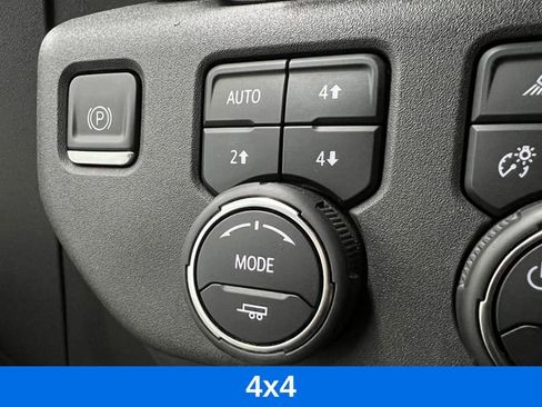 Used 2022 Chevrolet Silverado 1500 ZR2 w/ Technology Package image 24