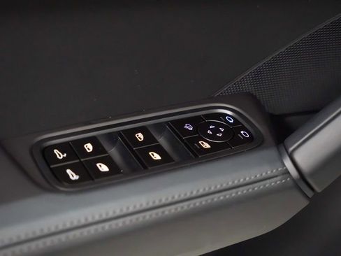 New 2026 Porsche Cayenne GTS image 23