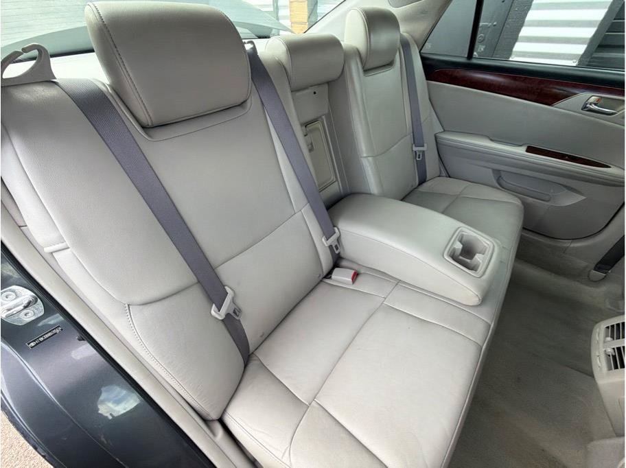 Used 2011 Toyota Avalon FWD image 21