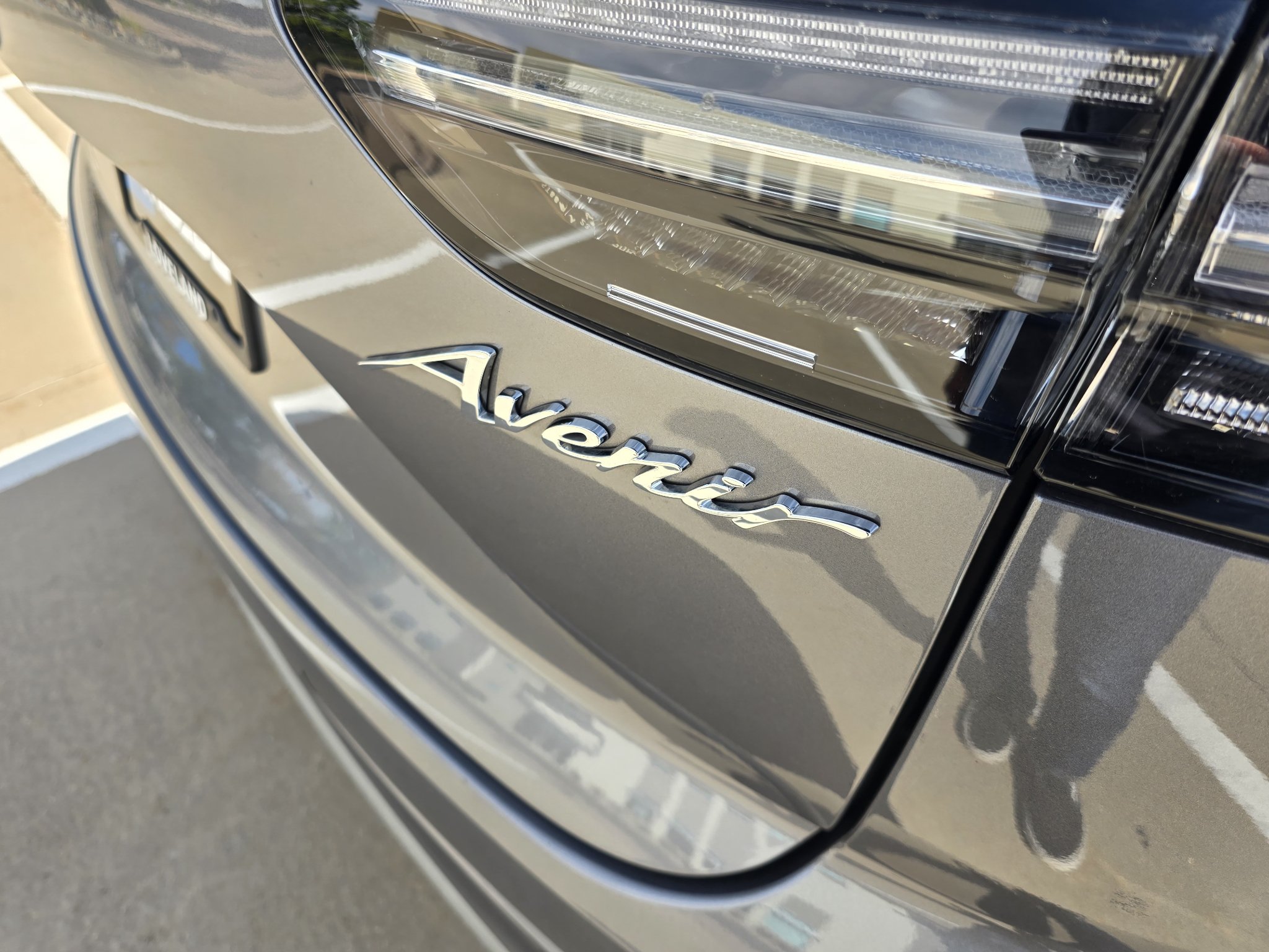 Used 2021 Buick Envision Avenir FWD image 11
