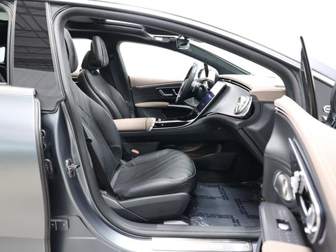 Used 2023 Mercedes-Benz EQS 450+ Sedan image 81
