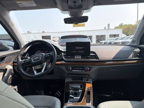 Used 2023 Audi Q5 2.0T Premium Plus w/ Premium Plus Package AWD/4WD image 18