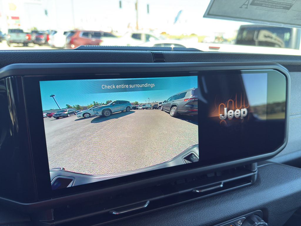 New 2025 Jeep Gladiator Sport AWD/4WD image 19