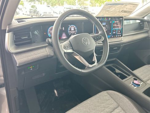 New 2025 Volkswagen Tiguan S image 14