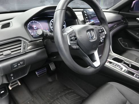 Used 2019 Honda Accord Sport image 12