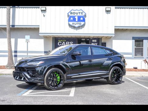 Used 2019 Lamborghini Urus AWD/4WD image 1