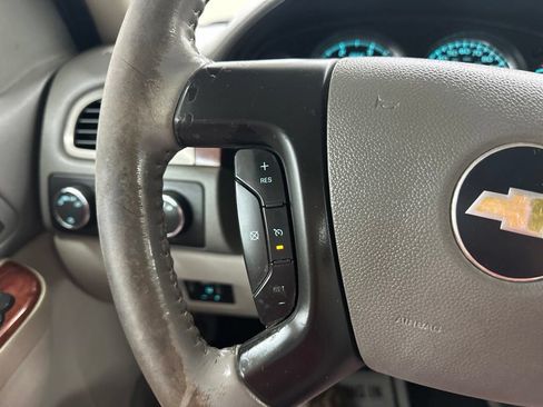 Used 2011 Chevrolet Silverado 2500 LTZ w/ Snow Plow Prep Package AWD/4WD image 36