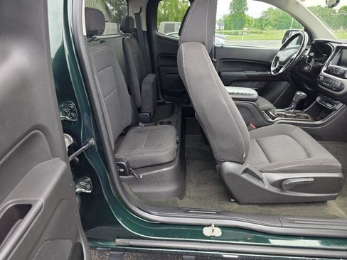 Used 2015 GMC Canyon SLE AWD/4WD image 17
