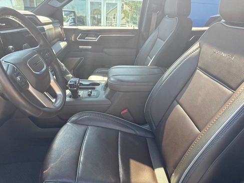 Used 2025 GMC Sierra 1500 Denali w/ Denali Reserve Package AWD/4WD image 28