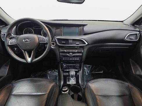 Used 2017 INFINITI QX30 Premium w/ Navigation Package AWD/4WD image 10