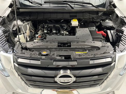 Used 2025 Nissan Pathfinder SL FWD image 82