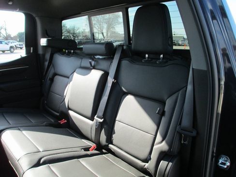 New 2026 GMC Sierra 1500 Denali w/ Denali Reserve Package image 15